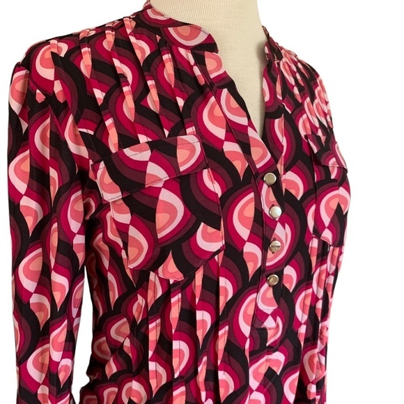 COCOMO Medium Burgundy multicolored 3/4 sleeve women’s pintuck Blouse top shirt - Picture 4 of 13